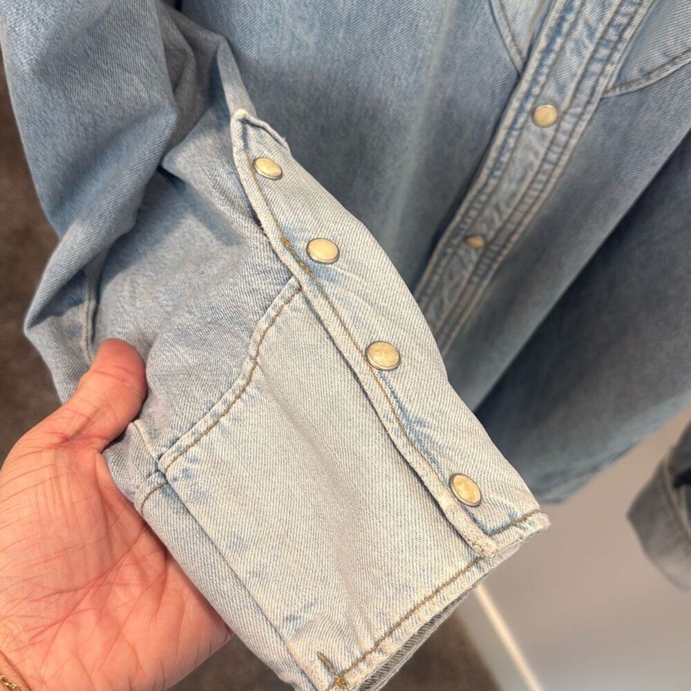 Zara x Barbie Men’s Light Denim Embroidered Western Snap Button Shirt Large NWT - Picture 5 of 15